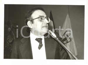 Fotografia d epoca originale 1990 ca MILANO  DEMOCRAZIA CRISTIANA Vincenzo LA RUSSA durante conferenza Foto 1