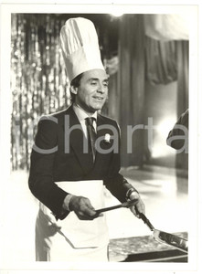1985 ca IL CAPPELLO SULLE VENTITRÉ - Paolo MOSCA si improvvisa cuoco *Foto 18x24