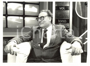 1985 ca TELEVISIONE Intervista a Carlo FERMARIELLO *Foto VINTAGE 24x18 cm