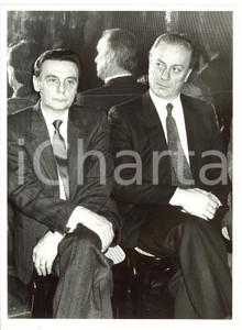 1985 ca MILANO - CARIPLO Direttore Sandro MOLINARI durante conferenza - Foto 