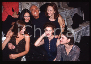 Fotografia d epoca originale Giorgio ARMANI Ornella MUTI e Francesca NERI 1995 MILANO  35 mm vintage slide 6 1