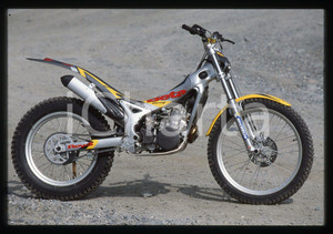 BETA RACING REV-3 - MOTO CROSS 2003 35 mm vintage slide 2