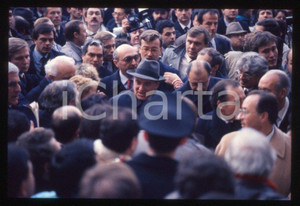 Fotografia d epoca originale 35mm vintage slide 1989 MILANO Michail GORBACHEV presidente URSS tra la folla 2 1