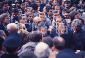 Fotografia d epoca originale 35mm vintage slide 1989 MILANO Michail GORBACHEV presidente URSS tra la folla 4 1