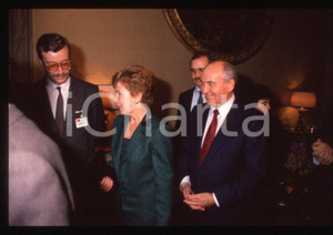 Fotografia d epoca originale 35mm vintage slide 1989 MILANO Michail GORBACHEV Raissa GORBACHEVA 3 1