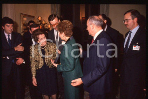 Fotografia d epoca originale 35mm vintage slide 1989 MILANO Michail GORBACHEV Raissa GORBACHEVA 4 1