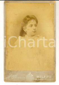 Fotografia d epoca originale 1900 ca MILANO Ritratto di bambina in abito bianco Foto Antonio STRAZZA 1