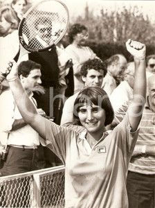 Fotografia d epoca originale 1981 REGGIO EMILIA TENNIS Wanita NESTI vince Campionati Italiani Assoluti FOTO 1
