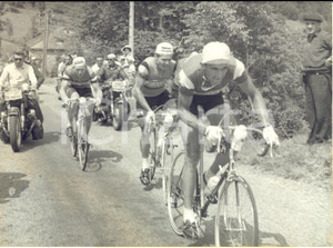 1960 TOUR DE FRANCE Louis ROSTOLLAN Eddy PAUWELS Piet VAN EST dans l'Aubisque