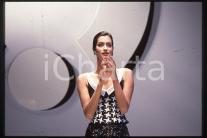 35mm vintage slide* 1992 MILANO - MODA Yasmeen GHAURI Canadian model (1)