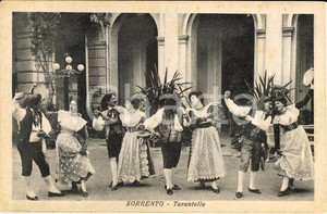 Cartolina originale da collezione 1940 circa SORRENTO (NA) Tarantella in costume tipico 1