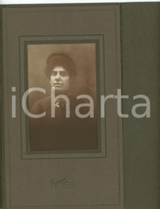 Fotografia d epoca originale 1915 ca NEWARK USA Ritratto di donna con il crocifisso Foto CRESCENT STUDIO 1