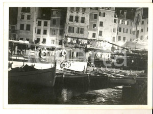 Fotografia d epoca originale 1950 ca CAMOGLI Veduta notturna con pubblicitÃ  SAGRA DEL PESCE Foto 15x11 1