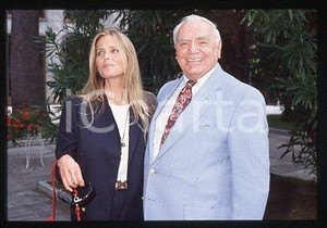 35mm vintage slide* 1999 ca ITALY Ernest BORGNINE and Bo DEREK (73)