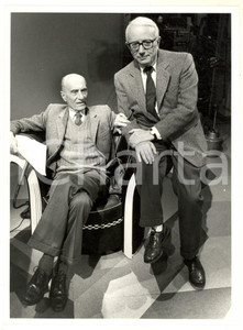 Fotografia d epoca originale 1986 RAI UNO  SPOT Enzo BIAGI con Indro MONTANELLI  Foto 18x24 cm 1