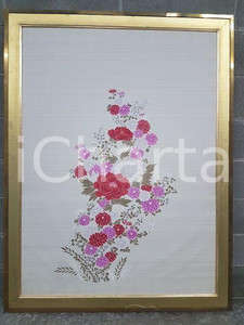1975 CINA VINTAGE Composizione fiori rosso bianco viola - quadro 97,5 x 128 cm 1975 CINA VINTAGE Composizione fiori rosso bianco viola - quadro 97,5 x 128 cm