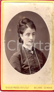 Fotografia d'epoca originale 1890 ca GENOVA Ritratto di giovane donna con monile *Fotografia GIULIO ROSSI 1