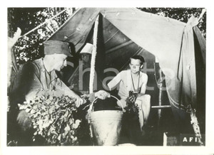 Fotografia d epoca originale 1941 HELSINKI WW2 Soldato finlandese durante BASTU sauna bollente Fotografia 1
