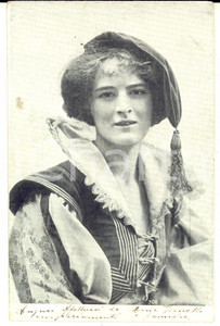 Cartolina originale da collezione 1904 COSTUMI TICINESI Giovane donna in costume storico Cartolina FP VG 1