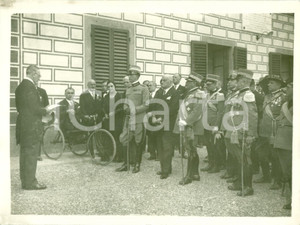 Fotografia d epoca originale 1931 FIRENZE Principe UMBERTO II visita Casa dei Mutilati Fotografia 2 1