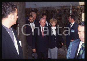 Negativo, diapositiva originale 35mm vintage slide 1994 RIMINI “Pio Manzù” Michail GORBACHEV Raissa 1 1