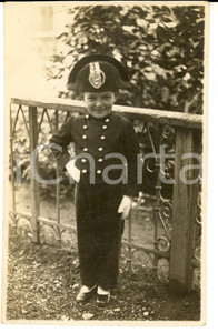 Fotografia d epoca originale 1930 ca TRENTINO ? Fabio COLUMELLA piccolo carabiniere Fotografia FP 1