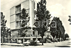 Cartolina originale da collezione 1965 MISANO ADRIATICO RN Hotel ASTORIA Automobili DANNEGGIATA Cartolina FG VG 1