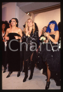 35mm vintage slide* 1993 MODA Chiara BONI Moana POZZI Sfilata autunno inverno