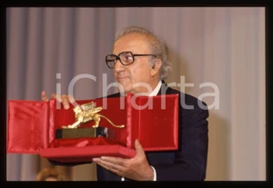 Fotografia d epoca originale 35mm vintage slide 1985 VENEZIA Federico FELLINI  Leone d Oro alla carriera 3 1