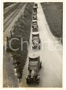 Fotografia d'epoca originale 1939 GRANDI MANOVRE Colonna di autocisterne in marcia *Fotografia DANNEGGIATA 1