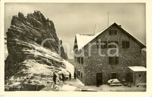 Cartolina originale da collezione 1932 MOLVENO TN Rifugio TOSA con escursionisti Cartolina ANIMATA FP VG 1