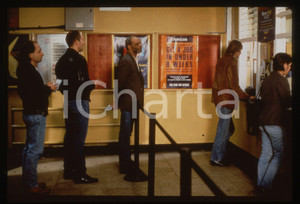35mm vintage slide* 1997 THE FULL MONTY - Paul BARBER in una scena del film