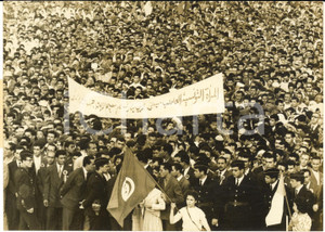 1961 TUNISI Manifestazione di solidarietà con i ribelli dell'Algeria *Foto 18x13