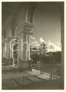 Fotografia d epoca originale 1932 BENGASI LIBIA Archi del Palazzo del LITTORIO con Albergo ITALIA Foto 1