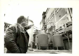 Fotografia d epoca originale 1990 ca STRASBURGO F STRACEL Visita agli impianti  Cartiera Cellulosa Foto 1