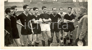 Fotografia d'epoca originale 1938 MILANO Discorso Vittorio POZZO ai calciatori FOTO 1