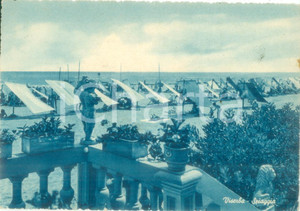 Cartolina originale da collezione 1952 RIMINI Veduta della spiaggia da una terrazza Cartolina FG VG 1