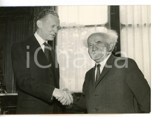 1960 PARIS Maurice COUVE DE MURVILLE riceve Ben GURION primo ministro ISRAELE