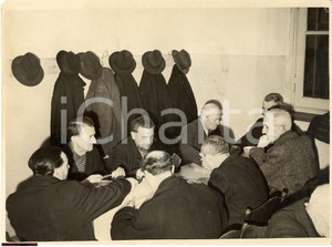 Fotografia d epoca originale 1938 Milano Gruppo Sciesa rancio per poveri via Olmetto 1