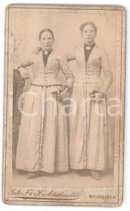 Fotografia d epoca originale 1870 ca WALDKIRCH GERMANY Portrait of two sisters Photo ARMBRUSTER CDV 1