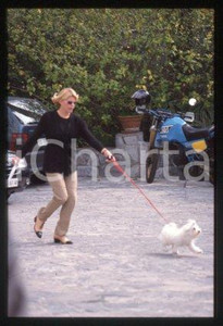 35mm vintage slide* 1997 ITALY American showgirl & actress Wendy WINDHAM (16)
