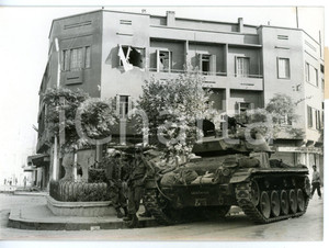 1961 CRISI DI BISERTA Carro armato francese presidia un quartiere della città