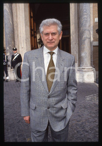 35mm vintage slide* 1990 ca ROMA Mauro FAVILLA Il senatore DC a Palazzo Madama 6