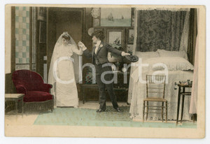 1900 ca CUSTOMS Newlyweds in their bedroom (1) - Vintage Postcard FP  Cartolina postale d'epoca, scritta ma non viaggiata.CONDIZIONI: GFORMATO: FP    originale e autentica 1