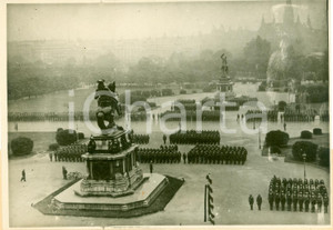 Fotografia d epoca originale 1930 ca WIEN O Giuramento GioventÃ¹ Militare BUNDESHEER alla HELDENPLATZ Foto 1