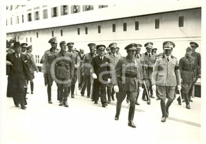 Fotografia d epoca originale 1939 NAPOLI Sbarco della Missione Militare Spagnola dal piroscafo REX Foto 1