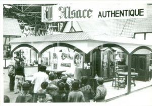 Fotografia d epoca originale 1980 MULHOUSE FRANCE Mercatino Alsace Authentique JournÃ©es d Octobre Foto 1