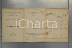 1904 STRADE FERRATE MEDITERRANEO Linea PAVIA - CASALPUSTERLENGO Planimetria Planimetria originale d'epoca. "Società italiana per le strade ferrate del MediterraneoEsercizio della rete idricaDirezione dei lavoriLinea Pavia - Casalpusterlengo"Attenzione: la fotografia mostra solo una porzione del documento, che è completo in tutte le sue parti. FAIR/discreto Macchie al margine superiore Formato: 31x480 cm originale e autentica 1 1904 STRADE FERRATE MEDITERRANEO Linea PAVIA - CASALPUSTERLENGO Planimetria Planimetria originale d'epoca. "Società italiana per le strade ferrate del MediterraneoEsercizio della rete idricaDirezione dei lavoriLinea Pavia - Casalpusterlengo"Attenzione: la fotografia mostra solo una porzione del documento, che è completo in tutte le sue parti. FAIR/discreto Macchie al margine superiore Formato: 31x480 cm originale e autentica 1