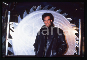 35mm vintage slide* 1990ca COSTUME David COPPERFIELD Ritratto con Death Saw