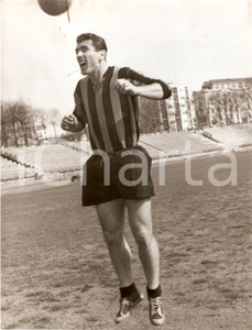 Fotografia d epoca originale 1952 MILANO Arena INTER Calcio Ivano BLASON Colpo di testa Fotografia 1